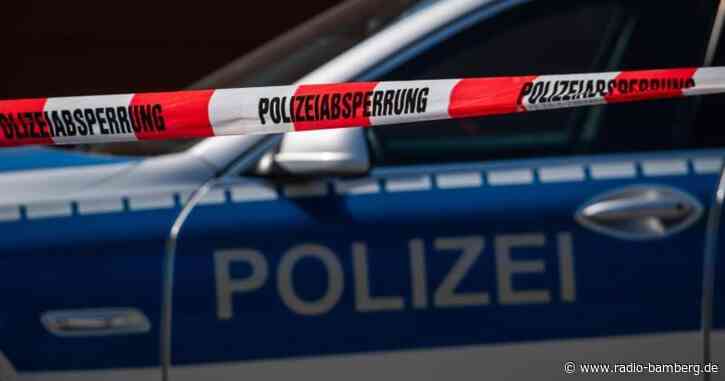 Gemüse-Lkw auf A8 umgekippt: Vollsperrung Richtung München