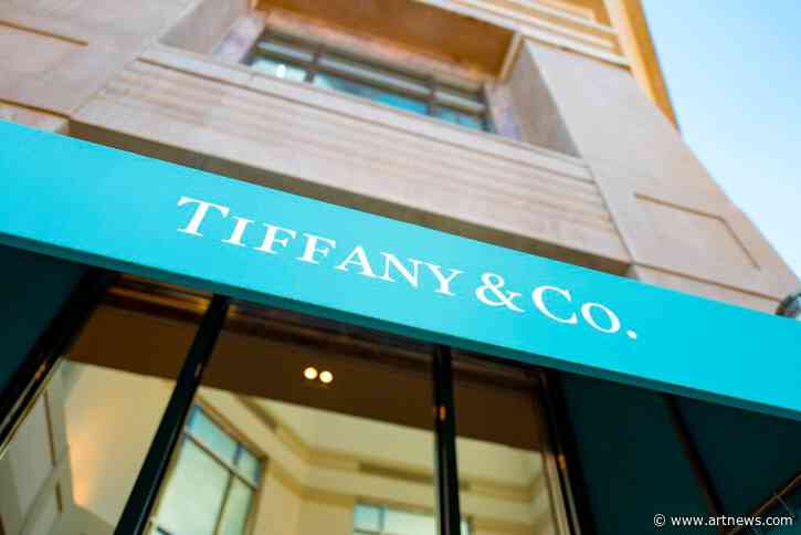 Tiffany Spotlights Basquiat in Ad, Design Pioneer Alan Heller Dies, and More: Morning Links for August 24, 2021