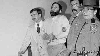 Outgoing New York Gov. Andrew Cuomo commutes sentence of San Francisco district attorney's father