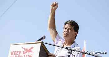 Striking De Havilland workers rally to get aircraft made in GTA