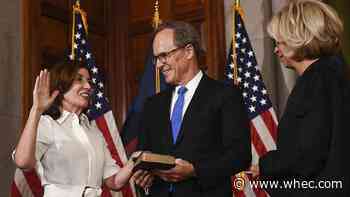 &lsquo;No blindsiding,&rsquo; Hochul vows as she takes helm in New York