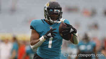 Jaguars' Travis Etienne suffers serious Lisfranc injury that will end his season, per report