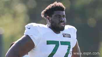 Left tackle Becton latest Jet to leave with injury