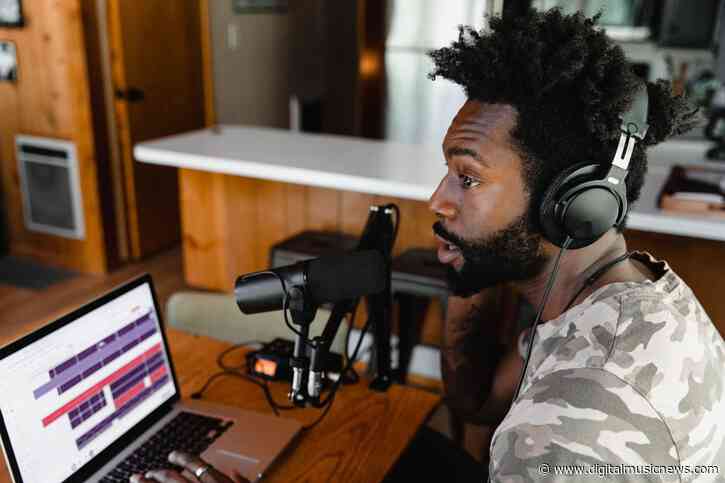 Spotify Begins Removing Exclusive Podcast Episodes From Other Platforms