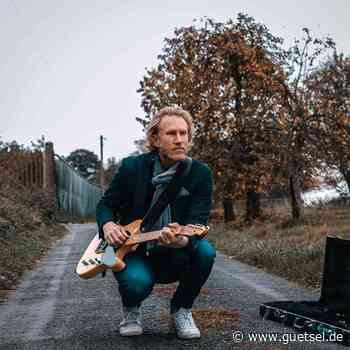 Indierock aus Detmold: Live-Konzert mit Phil Solo auf der Weberei-Terrasse in Gütersloh - Gütsel