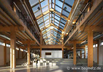 Flexibel in Holz / Ausbildungszentrum bei Paris von Atelier WOA - BauNetz.de