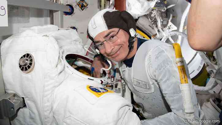 Astronaut says pinched nerve is why NASA called off space station spacewalk - Space.com