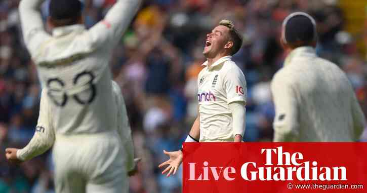 England bowl India out for 78: third Test, day one – live!