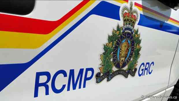 Abandoned truck investigation leads to arrest for theft in Olds, Alta.