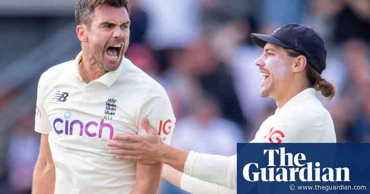 Anderson cuts through India before Burns and Hameed prosper for England