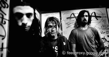 Guy who was nude baby on Nevermind cover sues Nirvana, alleges child porn     - CNET