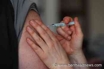 Covid-19 vaccine protection waning in those first jabbed, study suggests - Barrhead News