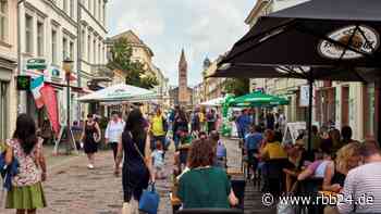 Regionaler Einzelhandel boomt trotz Corona-Pandemie - Gastgewerbe bricht ein - rbb24