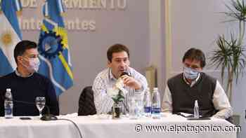 Luque hará gestiones en Buenos Aires por los acuíferos - El Patagonico