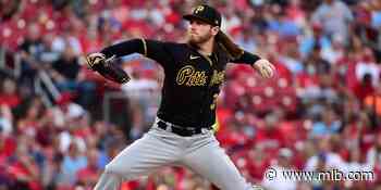 Tale of two arms helps lock up series win - MLB.com