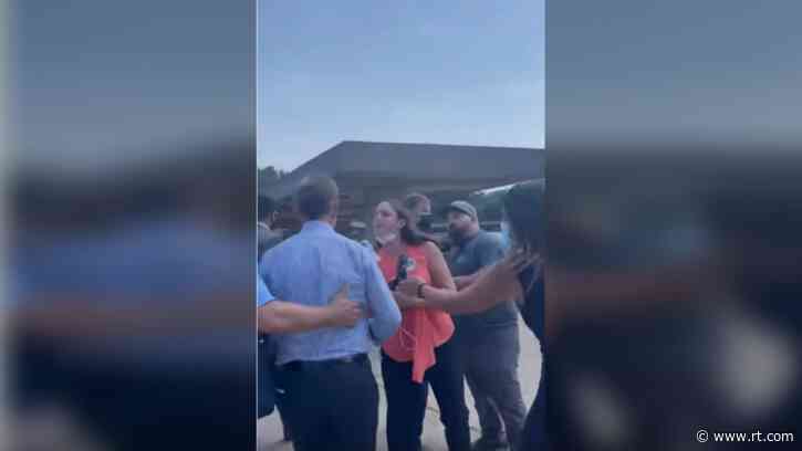 WATCH security escort Connecticut Governor Lamont from angry protesters after he defends school mask mandate