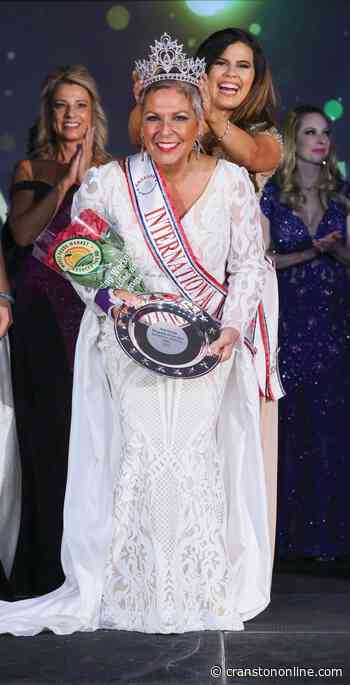 Anna Casador-Saccoccio crowned 2021 Mrs. Rhode Island American Woman of Service - Cranston Herald