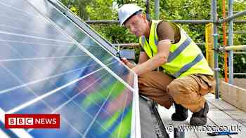 Climate change: Consumer 'confusion' threatens net zero homes plan