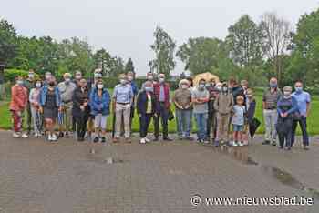 Bedrijf dat kippenpluimen en -poten verwerkt, dreigt tol te betalen voor geurhinder: provincie start schorsingsprocedure voor vergunningen <BR />