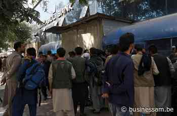 Afghanen kunnen nauwelijks nog geld uit een bankautomaat halen - Business AM - NL