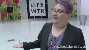 St. Paul teacher is going back to school in style, thanks to the Mall of America