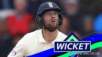 England v India: Dawid Malan given out caught behind off Mohammed Siraj for 70 after review