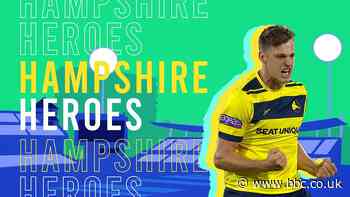 T20 Blast: Hampshire Hawks upset holders Notts Outlaws to reach Finals Day