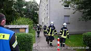 Feuerwehr Neu-Ulm rückt zu Zimmerbrand in der Schwabenstraße aus