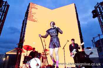 Samsung backs foldable smartphones launch with Yungblud concert