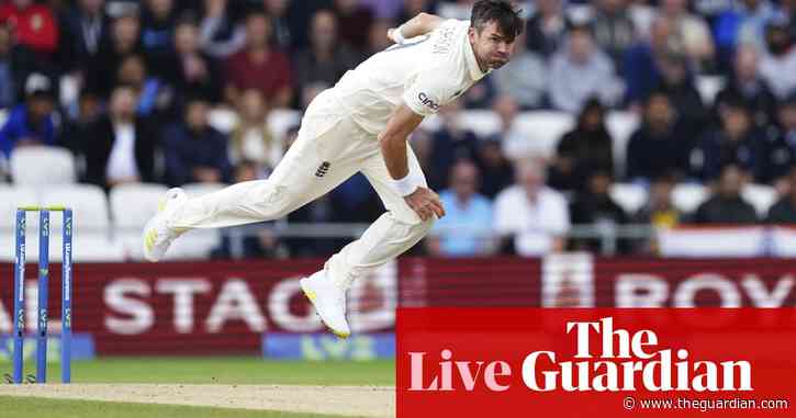 India bat again after England all out for 432: third Test, day three – live!