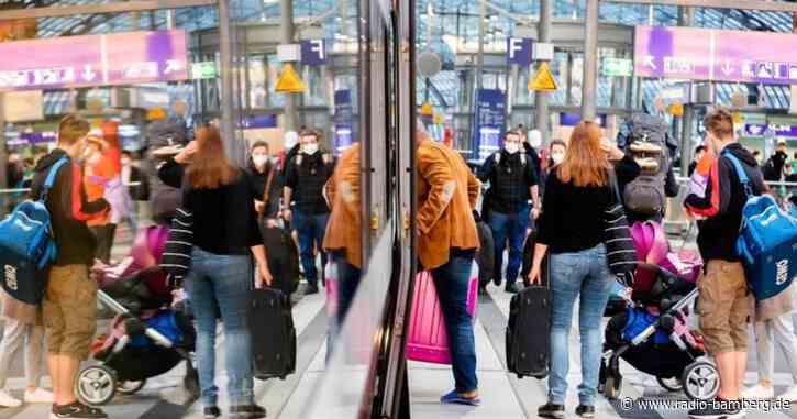 Regierung prüft 3G-Regeln für Züge und Inlandsflüge