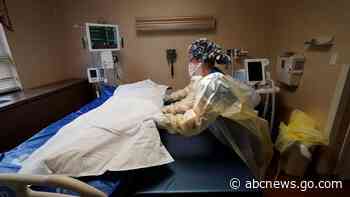 100,000 more COVID deaths seen unless US changes its ways