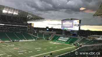 Major sports teams could soon lose money, fans if they fail to adopt COVID-19 vaccine passports, say academics