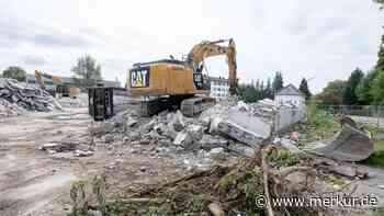 FOS-Standort: Für Jahre ein Parkplatz - Merkur Online
