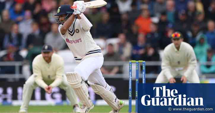 Cheteshwar Pujara leads India fightback to frustrate England on third day
