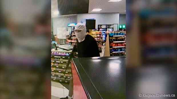 Mounties seek suspect in alleged armed robbery in Innisfail, Alta.