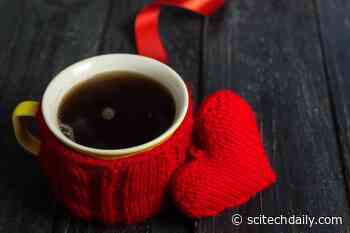 Up to 3 Cups of Coffee per Day Associated With Health Benefits