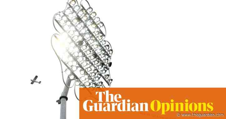 Never mind the banner: Test cricket’s future looks bright on days like these | Jonathan Liew