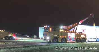 Aalen-Reichenbach: Lastwagen musste mit Kran geborgen werden - Schwäbische