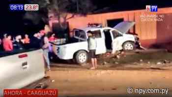 Patrullera choca contra una casa en Yhú | Noticias Paraguay - NPY