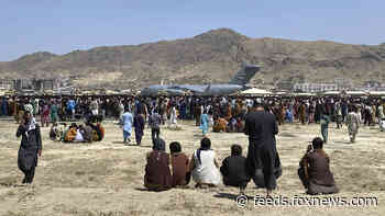 Canada halts Afghanistan evacuations as deadline looms