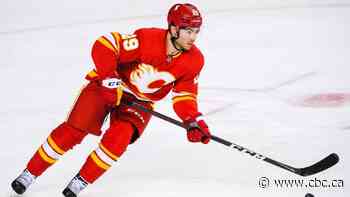 Flames sign forward Dillon Dube to 3-year, $6.9M contract - CBC.ca