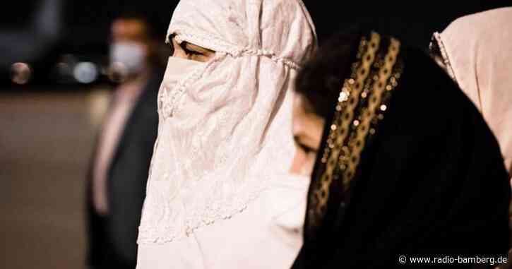 Taliban rufen weibliches Gesundheitspersonal zur Arbeit