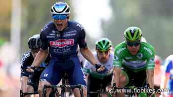 Jasper Philipsen Wins 2021 Vuelta a España Stage 5 After Big Crash - FloBikes