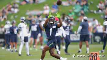 Seahawks' early-morning workout club: D'Wayne Eskridge's sunrise sessions with Russell Wilson