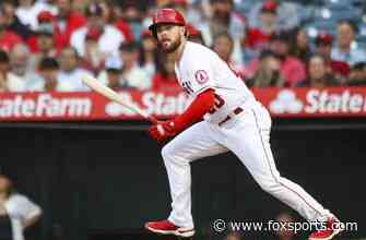 Jared Walsh clubs solo homer to give Angels a 1-0 lead over Padres