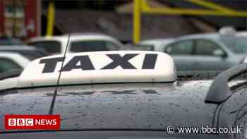 Covid: Blackpool taxi driver shortage blamed on pandemic