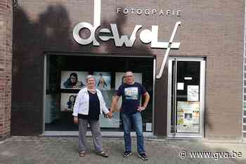 BLIJVEN PLAKKEN. Cupido schoot in Hamincs dikwijls raak, ook bij de burgemeester - Gazet van Antwerpen