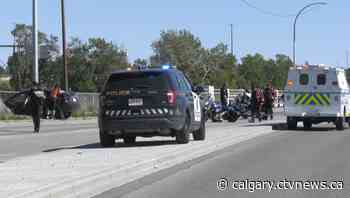 Police investigate multi-vehicle crash near Deerfoot Trail