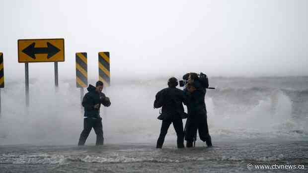 Wind, storm surge from Hurricane Ida lash Louisiana